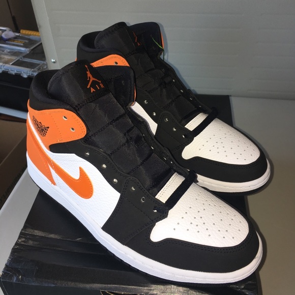 Nike Air Jordan 1 Mid Shattered Backboard - Picture 4 of 7